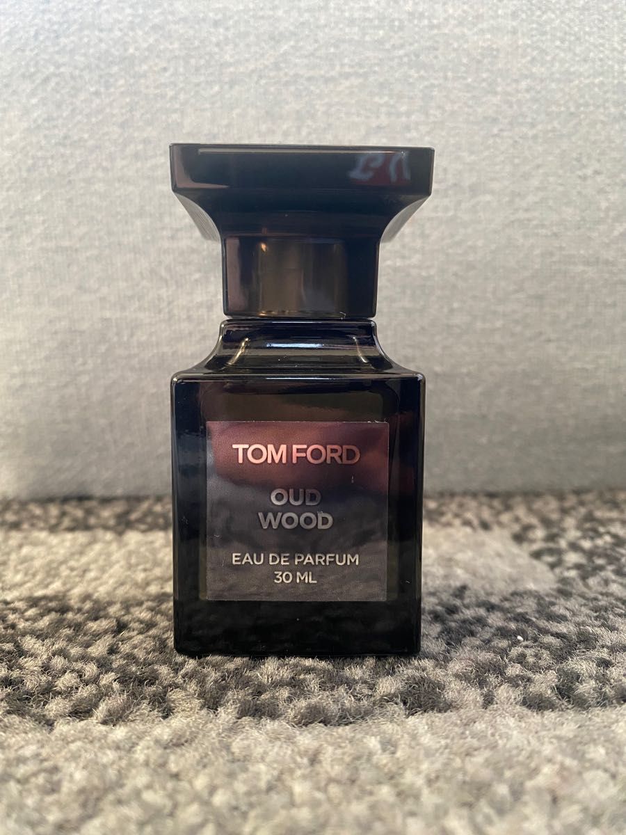 トムウッド ウードウッド オードパルファム スプレィ 30ml 香水 トムウッド ウードウッド オードパルファム スプレィ 30ml 香水