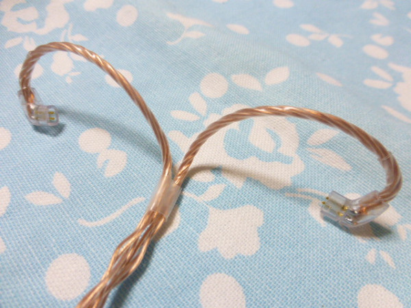 UE qdc IEM 用 ケーブル MOGAMI 2944 八芯 ブレイド編 4 4mm5極 UE qdc IEM 用 ケーブル MOGAMI 2944 八芯 ブレイド編 4 4mm5極