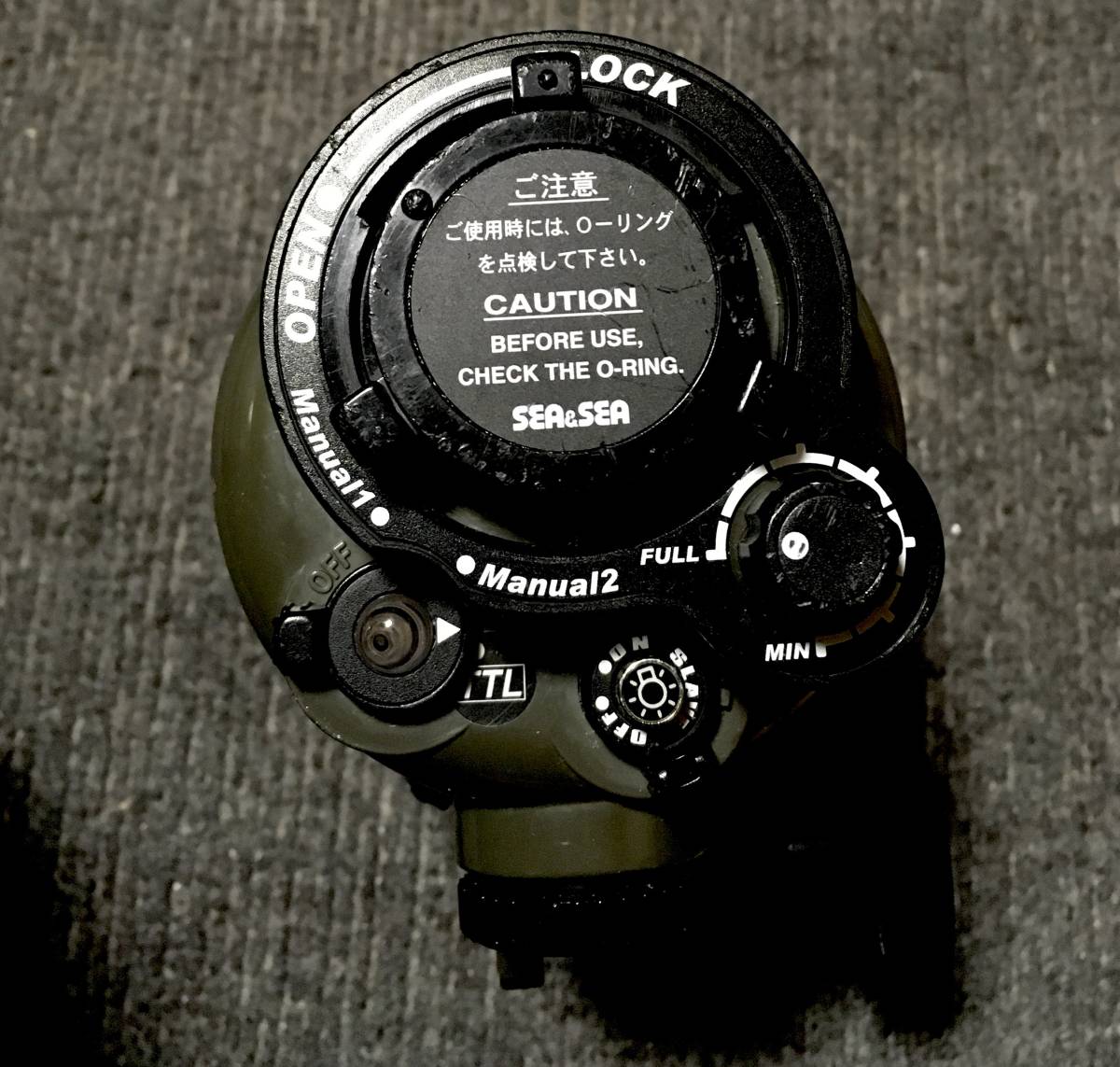 Sea&Seasi- and si- underwater strobo YS110( submerge less / operation verification ending / digital camera and film camera . correspondence 
