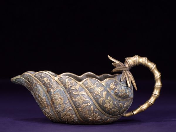 古びた蔵『時代物 古銅彫 塗金竹節把杯』極細工 置物 擺件 古賞物 古美術 中国古玩