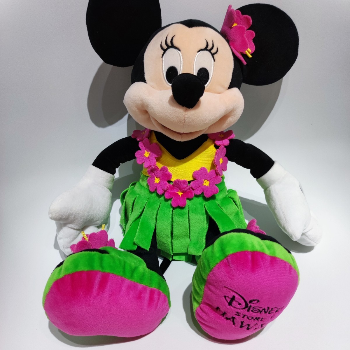 【最安値に挑戦】 ミニーマウス ぬいぐるみ ディズニーストア 海外 Minnie Disney ハワイ Hawaii mouse ミニーマウス