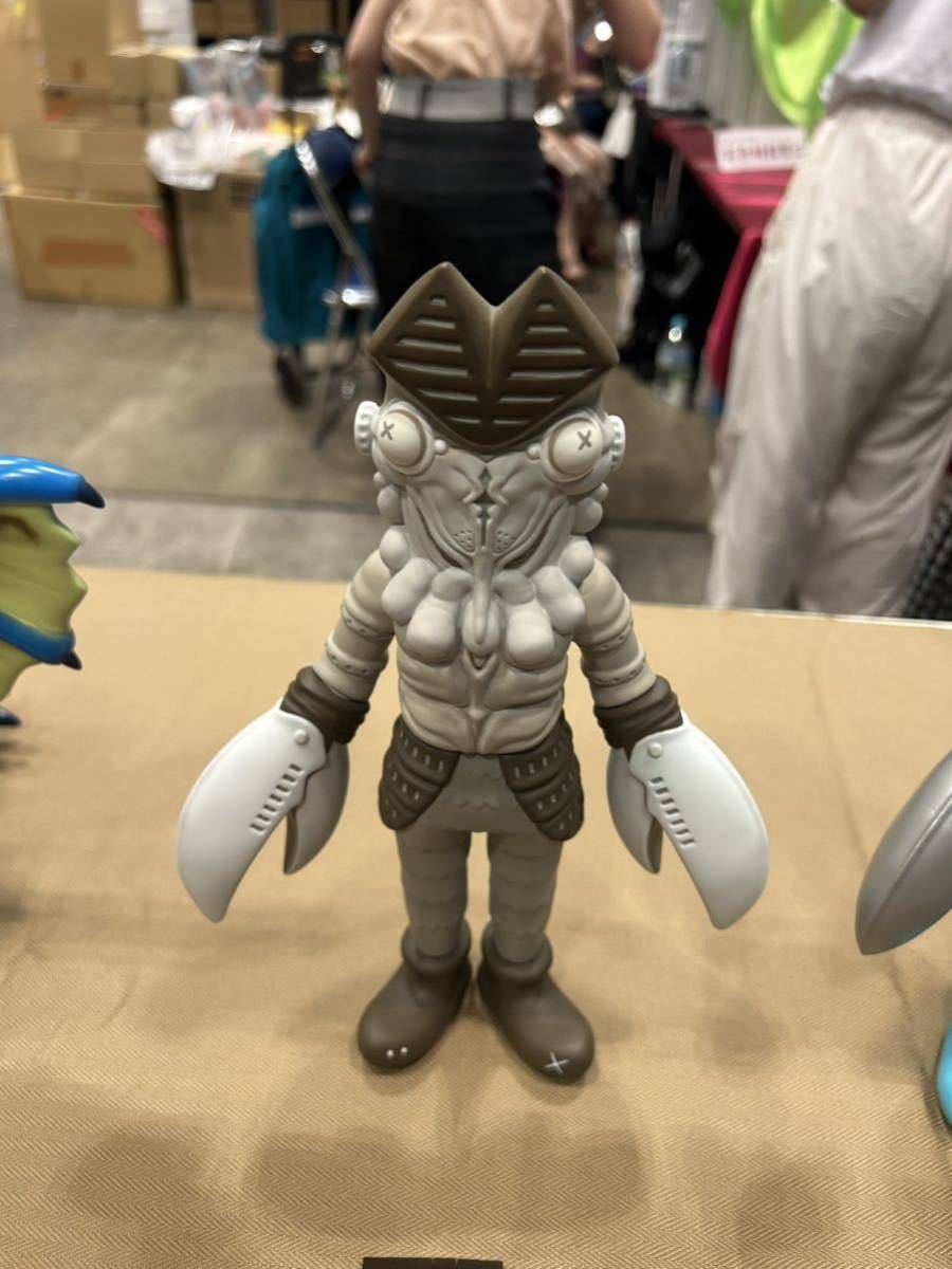 ヤフオク! - ネオプレイヤーワン バルタン星人 オリジンver ソフビn...