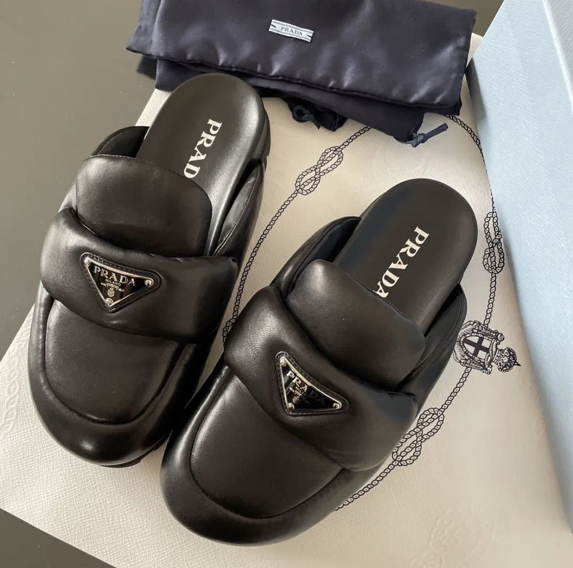 ヤフオク! - 【美品】PRADA サボ パデッドナッパレザー サボ 37