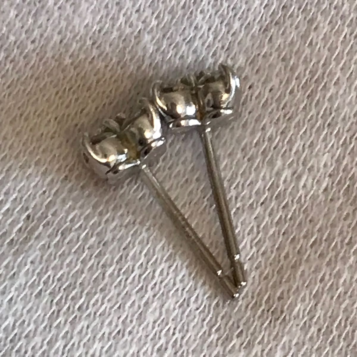 美品 ポンテヴェキオ フラワー ダイヤ ピアス 0 4ct WG|Yahoo 美品 ポンテヴェキオ フラワー ダイヤ ピアス 0 4ct WG|Yahoo