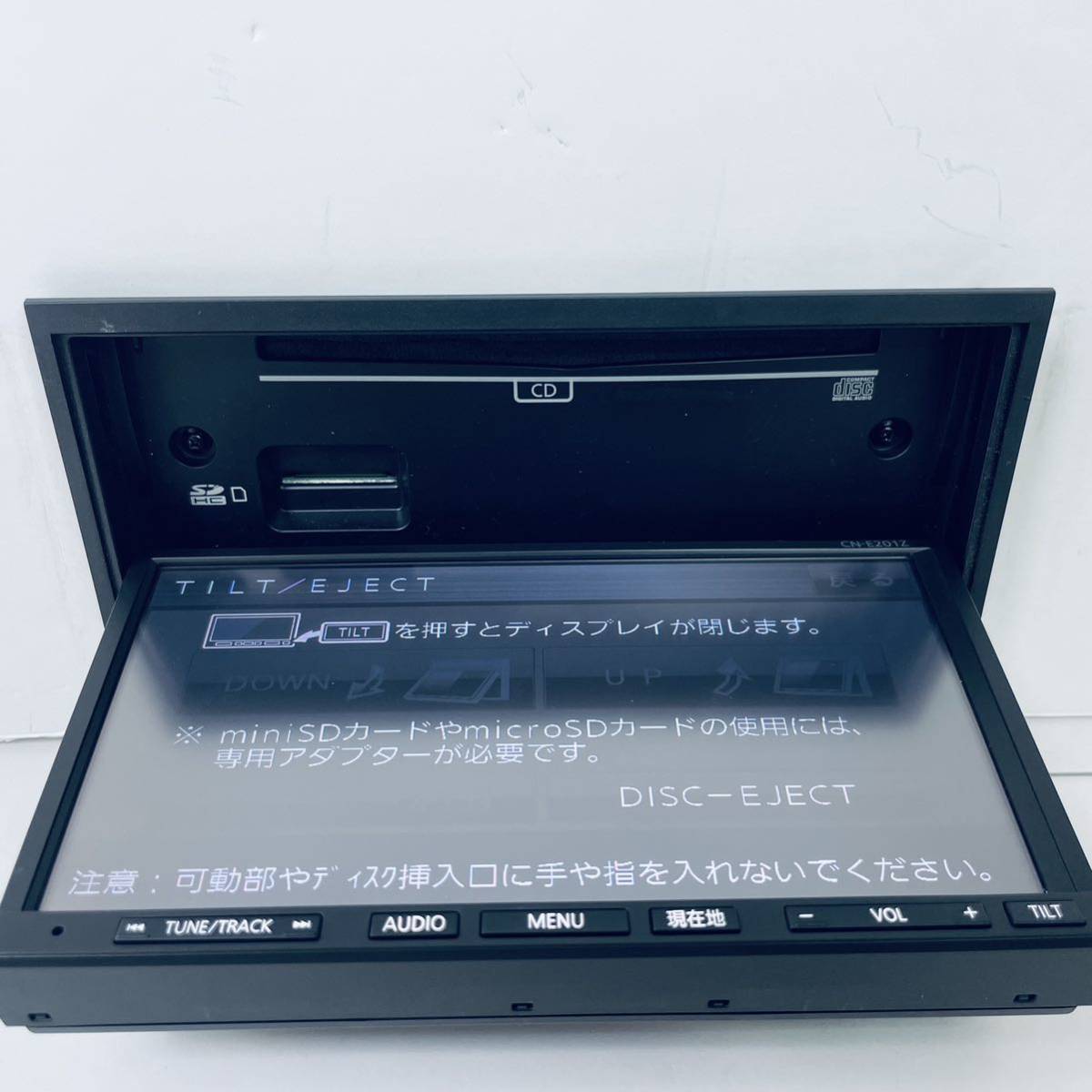 送料無料 即決 保証 美品 スズキ純正 SDナビ 7インチ CN 送料無料 即決 保証 美品 スズキ純正 SDナビ 7インチ CN