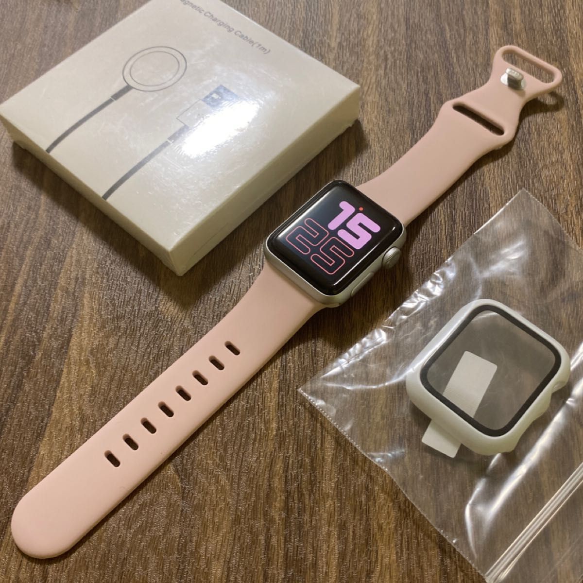 美品】Apple Watch 3 【付属品全有】カバー付-