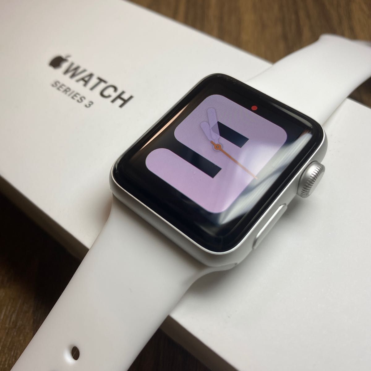 美品】Apple Watch 3 【付属品全有】カバー付-