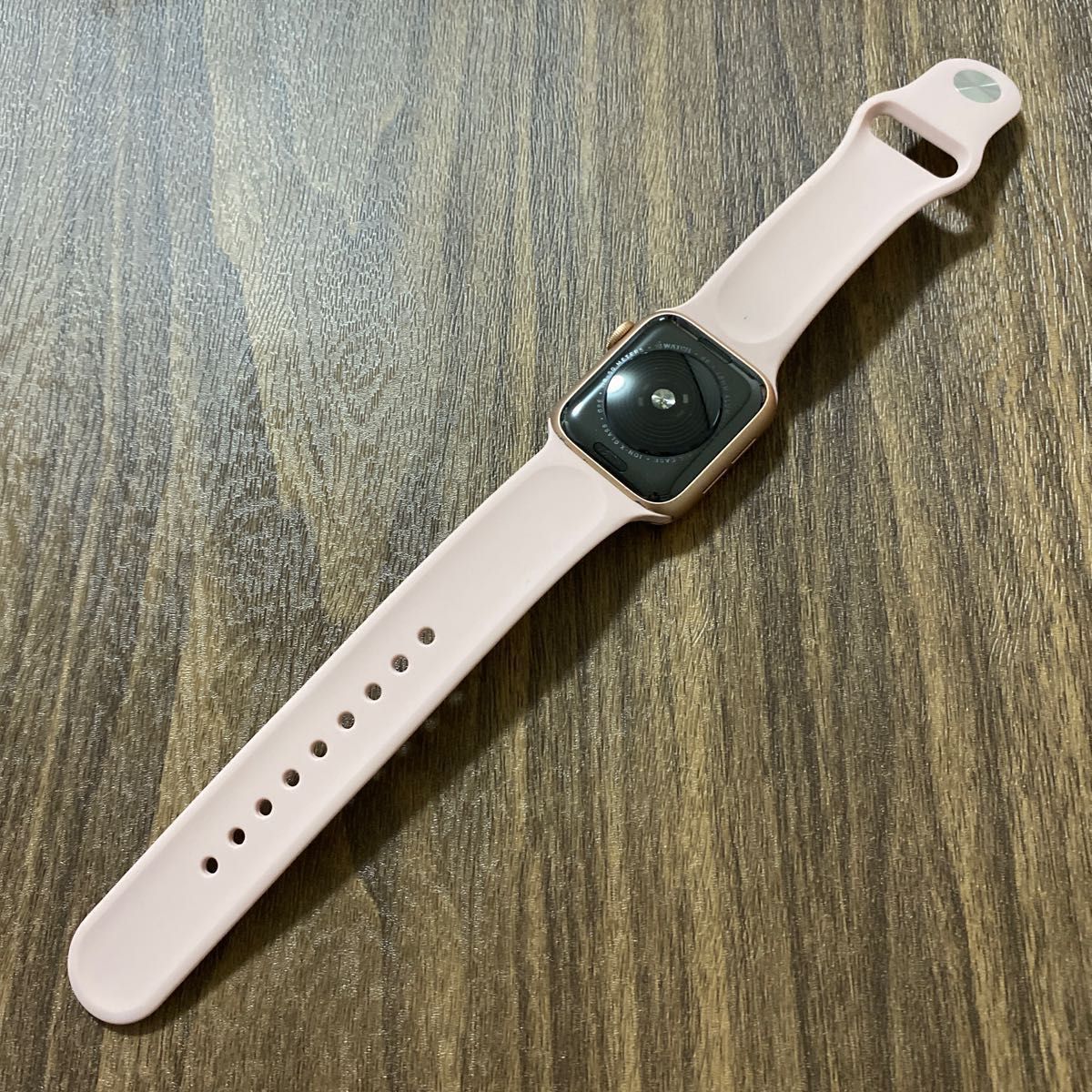 【美品】Apple watch SE 40mm ゴールド ☆付属品新品☆ アップルウォッチ