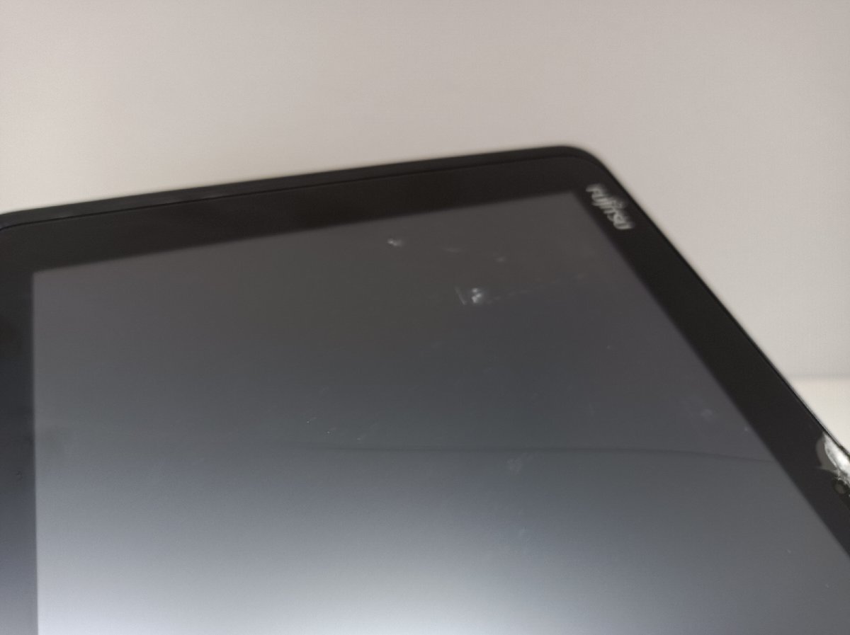 ジャンク/FUJITSU ARROWS Tab Q506/ FARQ 0600G/Atom X5-Z8500 1.44GHz/64GB/4GB/10.1インチ/高解像度_画面が割れております。