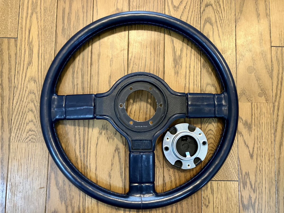 ナルディ NARDI GIUGIARO LINE ジウジアーロ ライン 390mm 大径 ナルディ NARDI GIUGIARO LINE ジウジアーロ ライン 390mm 大径