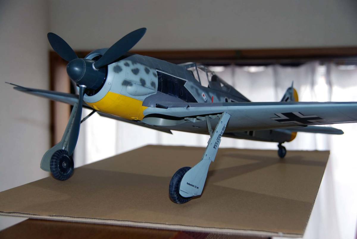 atsudra工房完成品】手渡しのみ 1/18 FW190A-5 プリラー少佐機☆ atsudra工房完成品】手渡しのみ 1/18 FW190A-5 プリラー少佐機☆