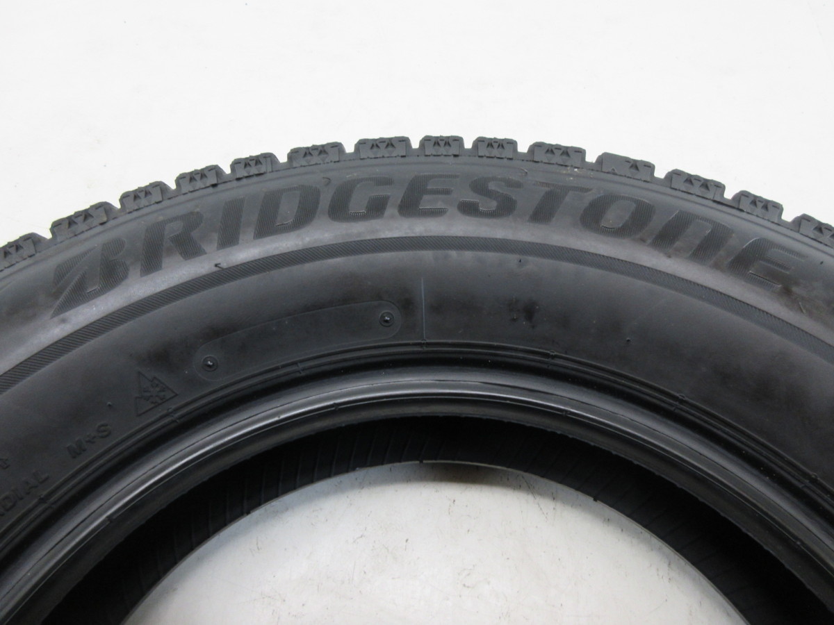 ■中古タイヤ■　185/70R14 88Q BRIDGESTONE BLIZZAK VRX2 アリオン プレミオ ノート フリード等 冬タイヤ スタッドレス　送料無料　T457_BRIDGESTONE