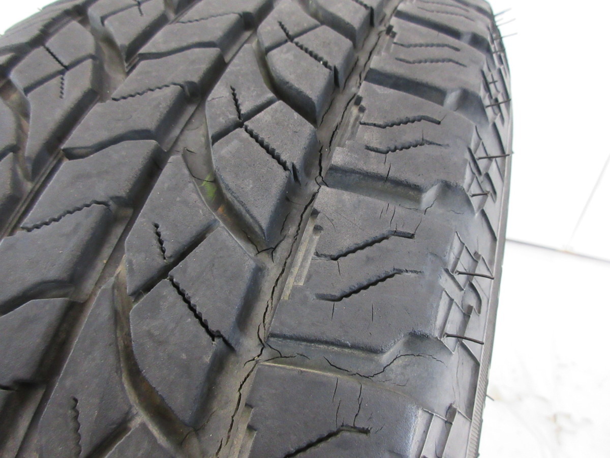 ■中古タイヤ■　255/70R16 109S YOKOHAMA GEOLANDER A/T-S 三菱 チャレンジャー等 夏タイヤ ホワイトレター ジャンク品　送料無料　S251_三菱 チャレンジャーなど