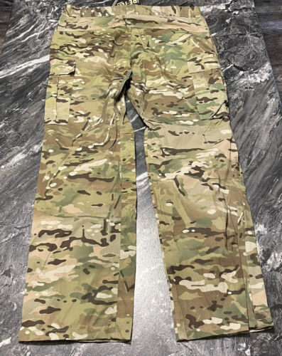 LC23 CAMO CARGO PANTS, Military green Men's Cargo