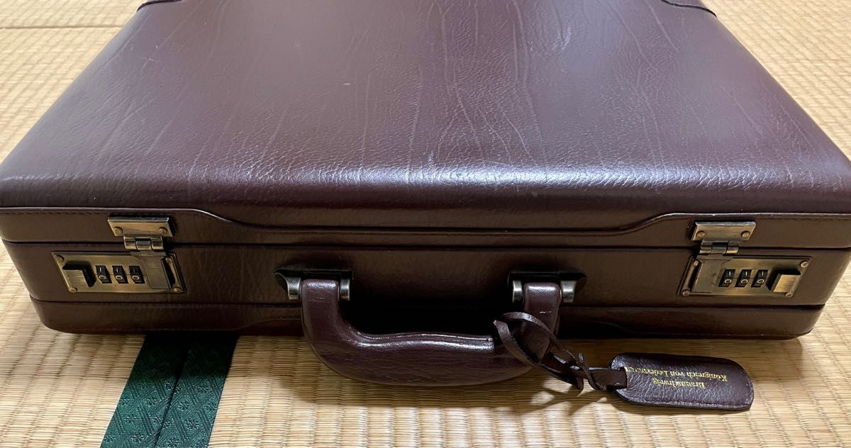 ドイツ製 本革 アタッシュケース ビジネスバッグ ブリーフケース 旅行用カバン 保存袋付 チョコレートブラウン スーツケース
