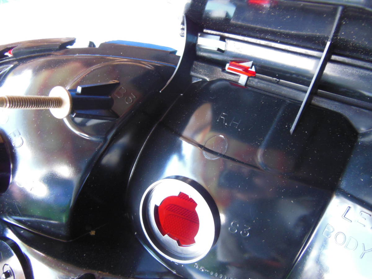 「純正部品」96-98 フォード マスタング tail light テールライト ランプ Ford Mustang Rear Stop And Flasher Lamp F7ZZ13404CA RH _画像4