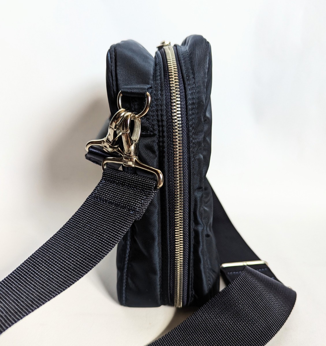 ★極美品★ PORTER 2WAY petite robe noire ショルダーバッグ バッグ ポーター ネイビー タンカー TANKER ★極美品★ PORTER 2WAY petite robe noire ショルダーバッグ バッグ ポーター ネイビー タンカー TANKER