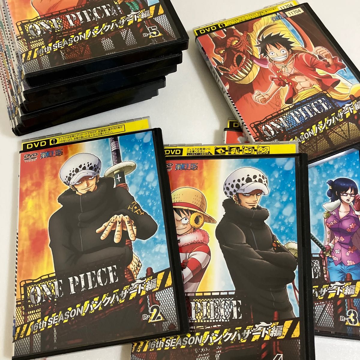 ONE PIECE ワンピース 16thシーズン パンクハザード編 レンタル 全12巻セット DVD トラファルガーロー　ルフィ　