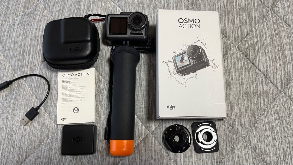 DJI OSMO ACTION 【国内正規品】アクションカメラ フローティングハンドル カメラケース付き! 値下げしました!