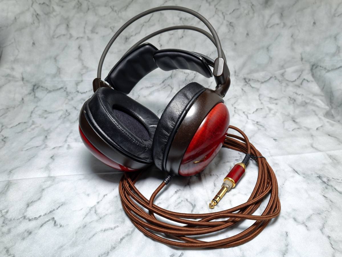 高級ヘッドホン【ヴィンテージ】【木製】Audio-technica ATH 高級ヘッドホン【ヴィンテージ】【木製】Audio-technica ATH