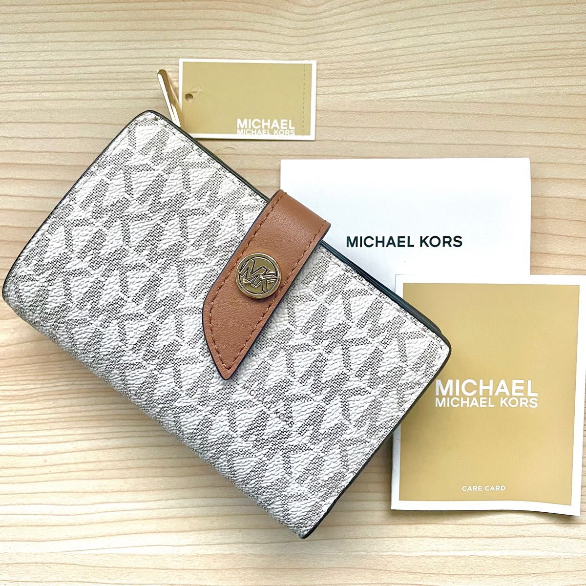 新品]MICHAEL KORS 二つ折り財布 シグネチャー Yahoo!フリマ（旧）-