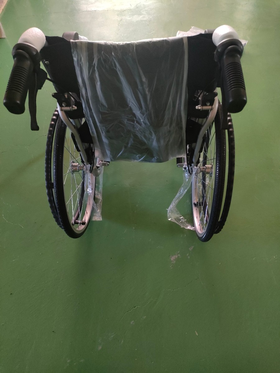 0508//1805 Nice Way5（ナイスウェイ） 自走式車椅子　折りたたみ　(ブラック)　※同梱不可　約13kg_画像6