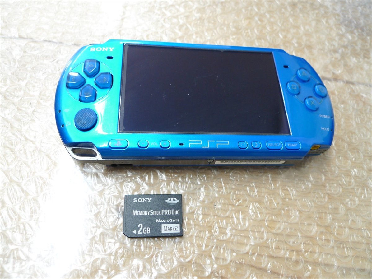 現状品 ジャンクとして PSP psp-3000 ブルー　バッテリー無し　本体と2gbメモリーカードのみ　管理825