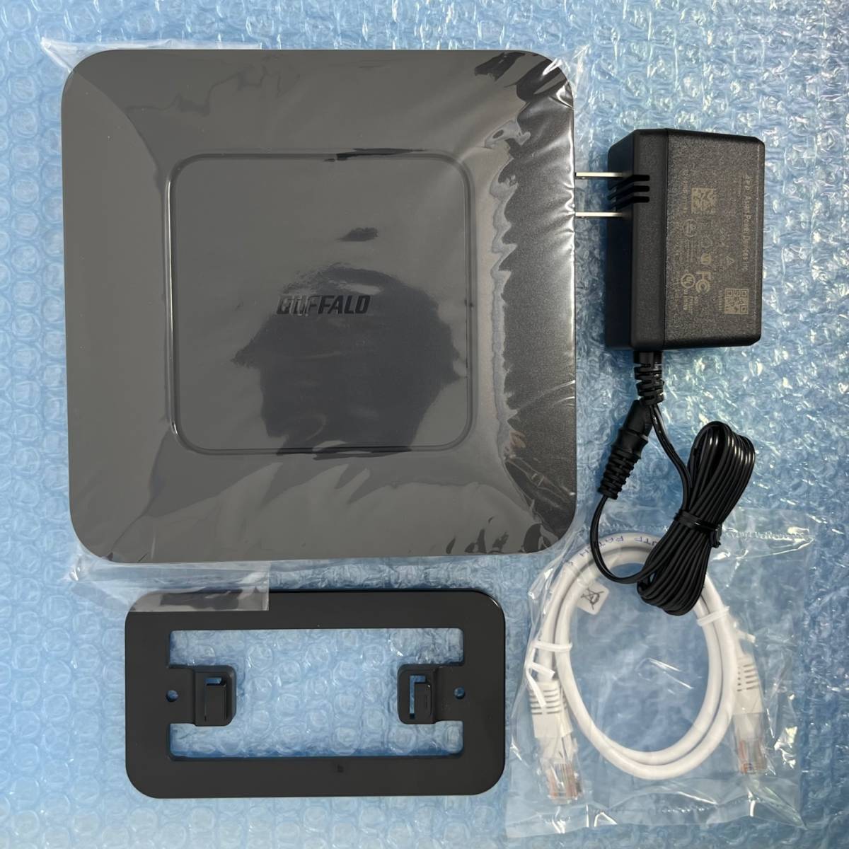 送料無料美品【 BUFFALO 無線LAN親機WSR-2533DHPLS-BK ブラックWi-Fi