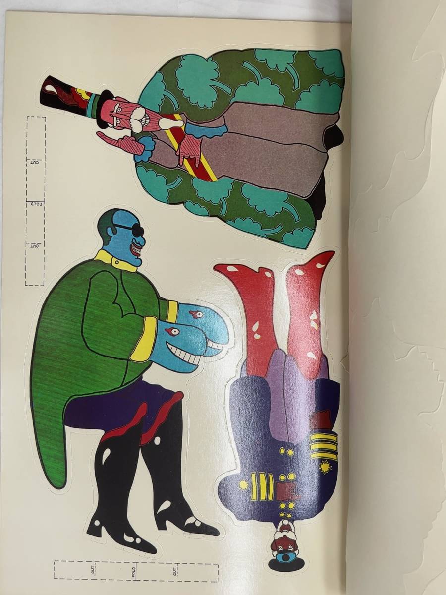 全長約33cm ビートルズ イエローサブマリン マケットフィギュア ジョンレノン 全長約33cm ビートルズ イエローサブマリン マケットフィギュア