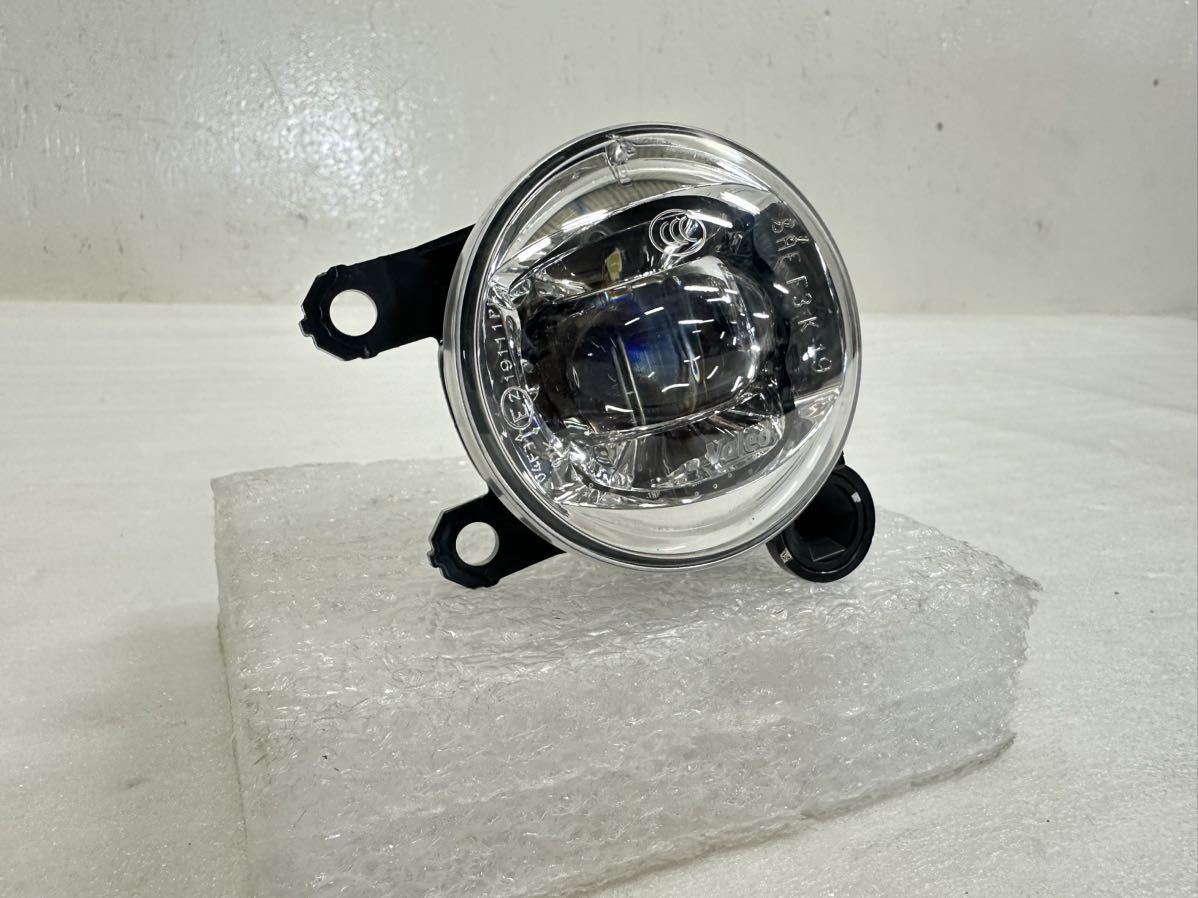 5a8 ルークス ハイウェイスター B44A 純正 LED フォグランプ 右 L90206506 26150-8990E_画像2