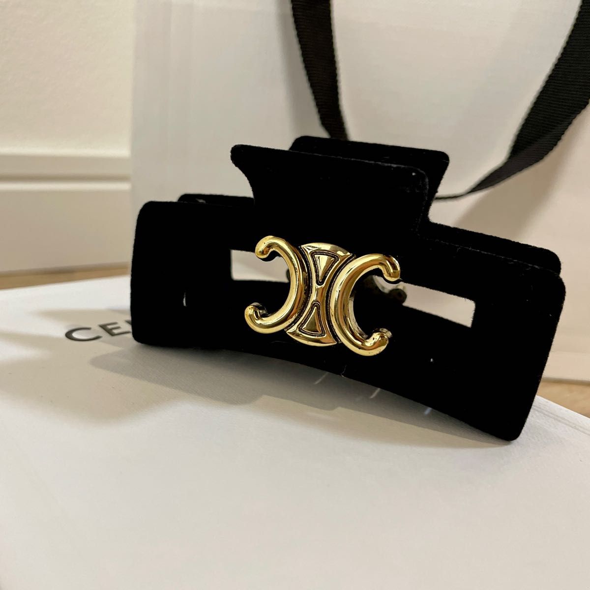 CELINE セリーヌ ベロア×ゴールド ヘアクリップ|Yahoo!フリマ CELINE セリーヌ ベロア×ゴールド ヘアクリップ|Yahoo!フリマ