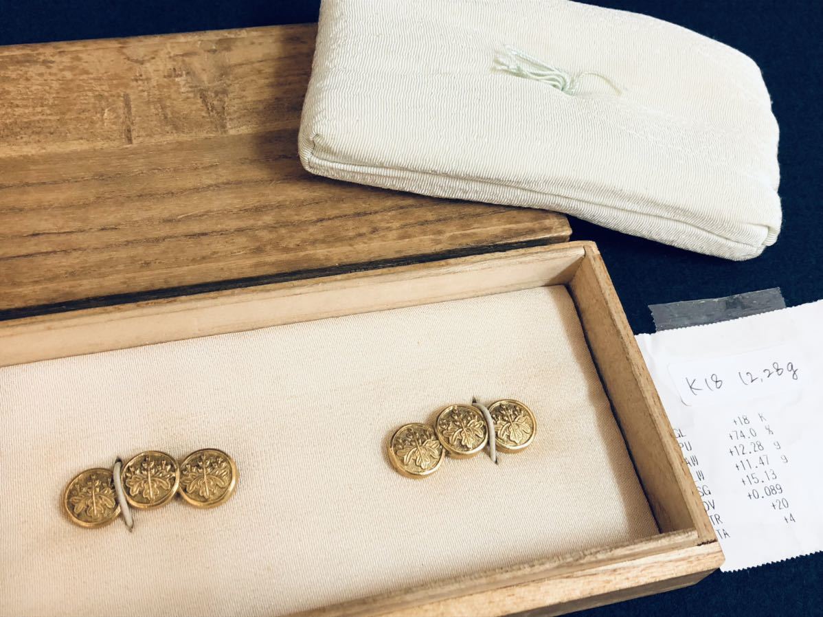 目貫金製K18 12.28g 桐の花五三の桐家紋五三桐三双図金色絵目貫刀装具