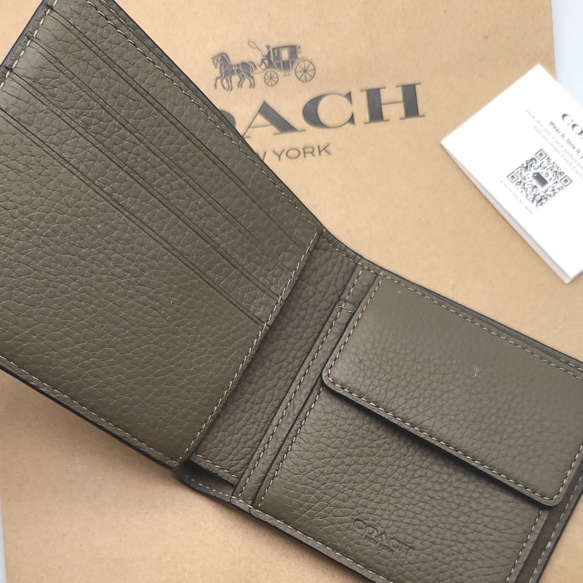 新作　新品　COACH　折り財布　メンズ