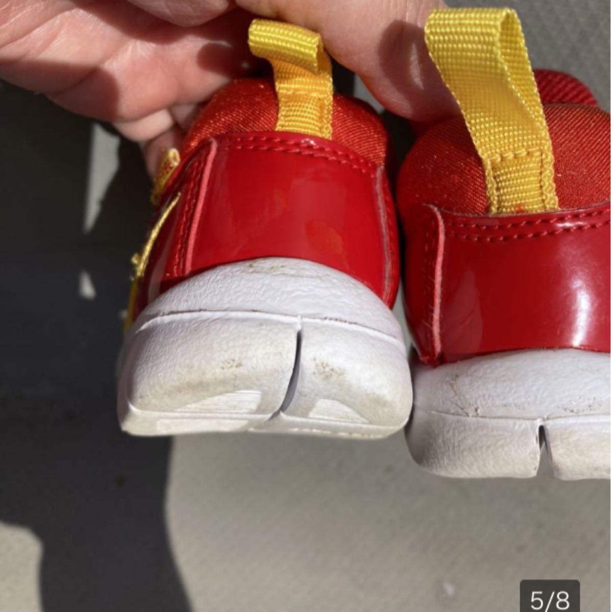 ナイキ　スニーカー ダイナモフリー　11cmシューズ　子供靴　赤黄色