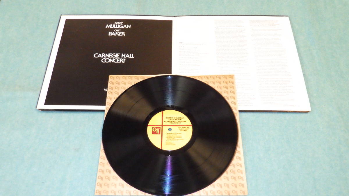 【LP】CARNEGIE HALL CONCERT　　VOLUME ONE　　GERRY MULLIGAN / CHET BAKER_画像2