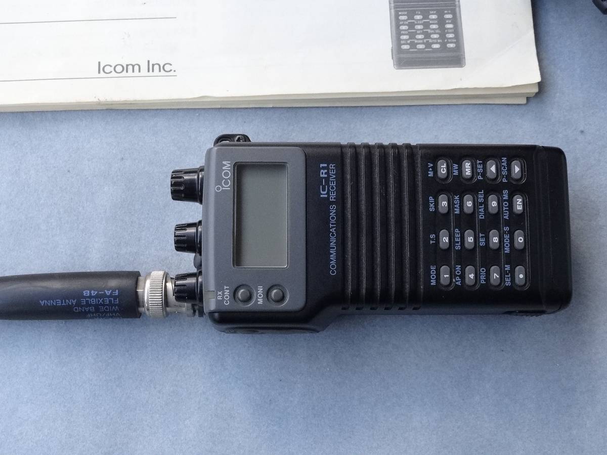 ICOM☆アイコム◇広帯域受信機【IC-R1】ACアダプタ BC-73/車載用 ICOM☆アイコム◇広帯域受信機【IC-R1】ACアダプタ BC-73/車載用
