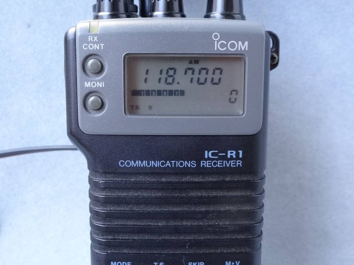 ICOM☆アイコム◇広帯域受信機【IC-R1】ACアダプタ BC-73/車載用 ICOM☆アイコム◇広帯域受信機【IC-R1】ACアダプタ BC-73/車載用