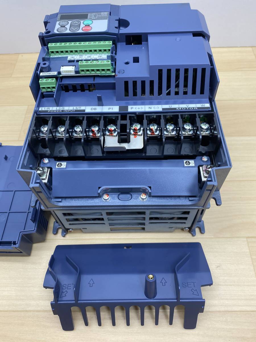 FRN5.5E1S-2J 富士電機 インバータ 38Y3-11-
