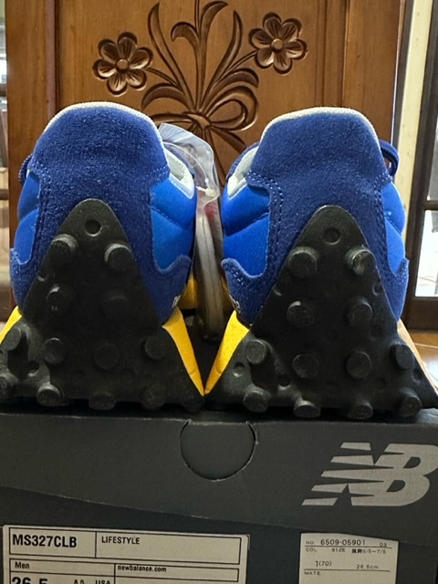 26.5 NewBalance MS327CLB 26.5 青×黄 NB スニーカー メンズスニーカー ニューバランス メンズシューズ 送料無料 新品未使用品 NEWBALANCE_画像9