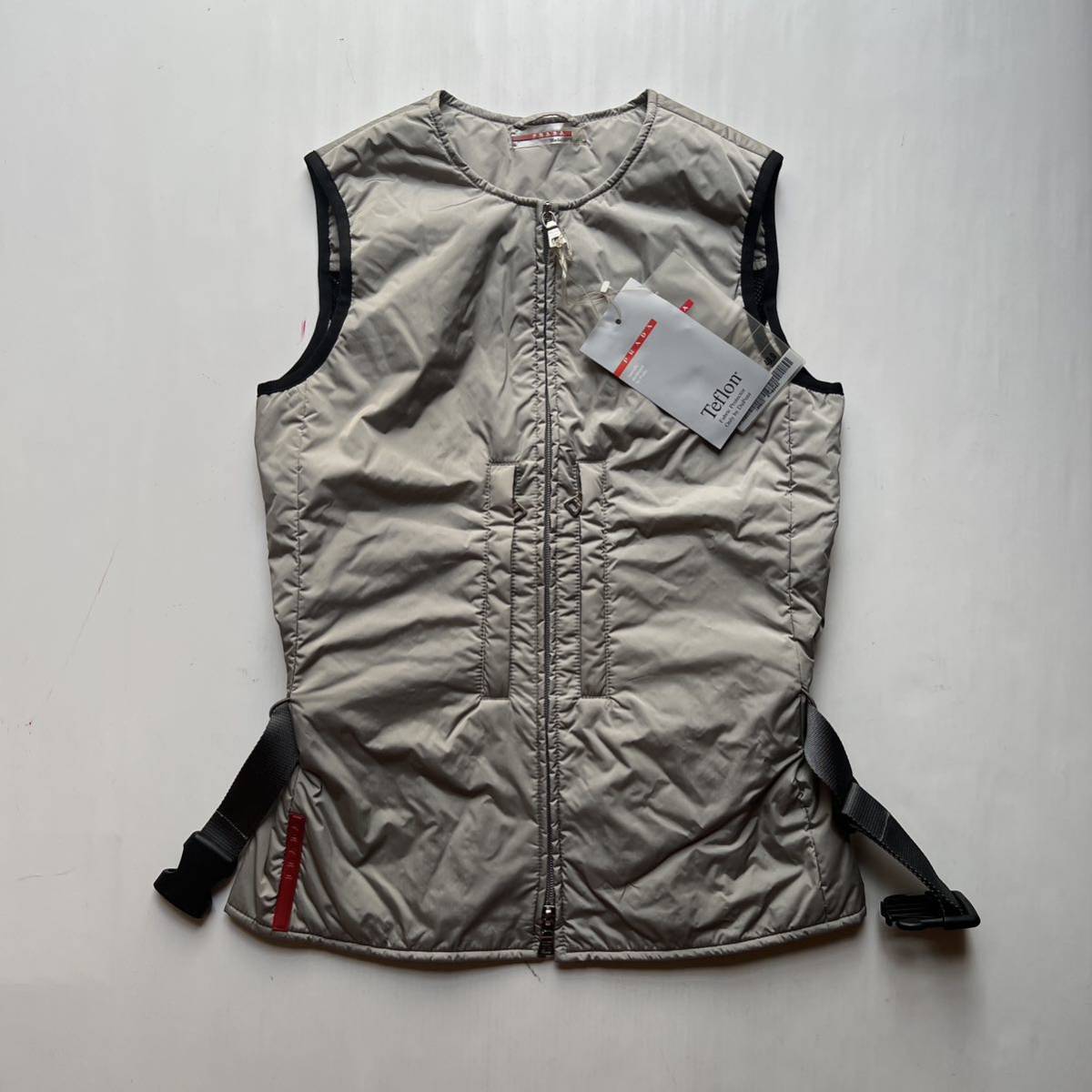 高価値セリー 1999FW PRADA SPORT nylon vest プラダアーカイブ プラダ