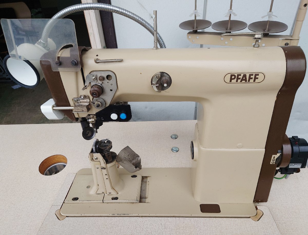 □ジャンク品□直接引取限定 or 配送手配可能な方限定 / PFAFF(パフ