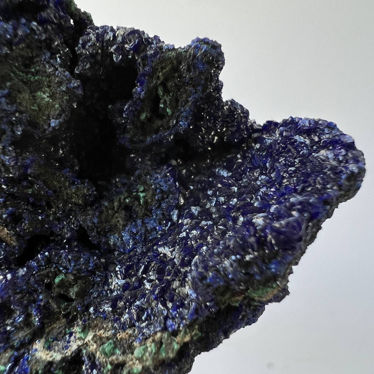 【E22007】マラカイトを伴うアジュライト アジュライト 藍銅鉱 岩絵の具 マラカイト Azurite 天然石 原石 鉱物 パワ