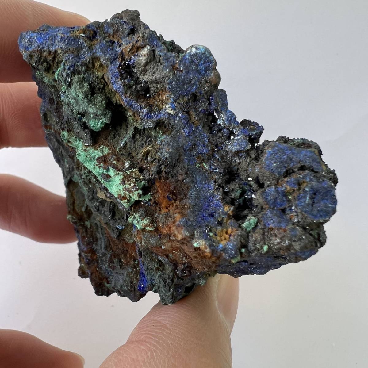 【E21992】マラカイトを伴うアジュライト アジュライト 藍銅鉱 岩絵の具 マラカイト Azurite 天然石 原石 鉱物 パワ