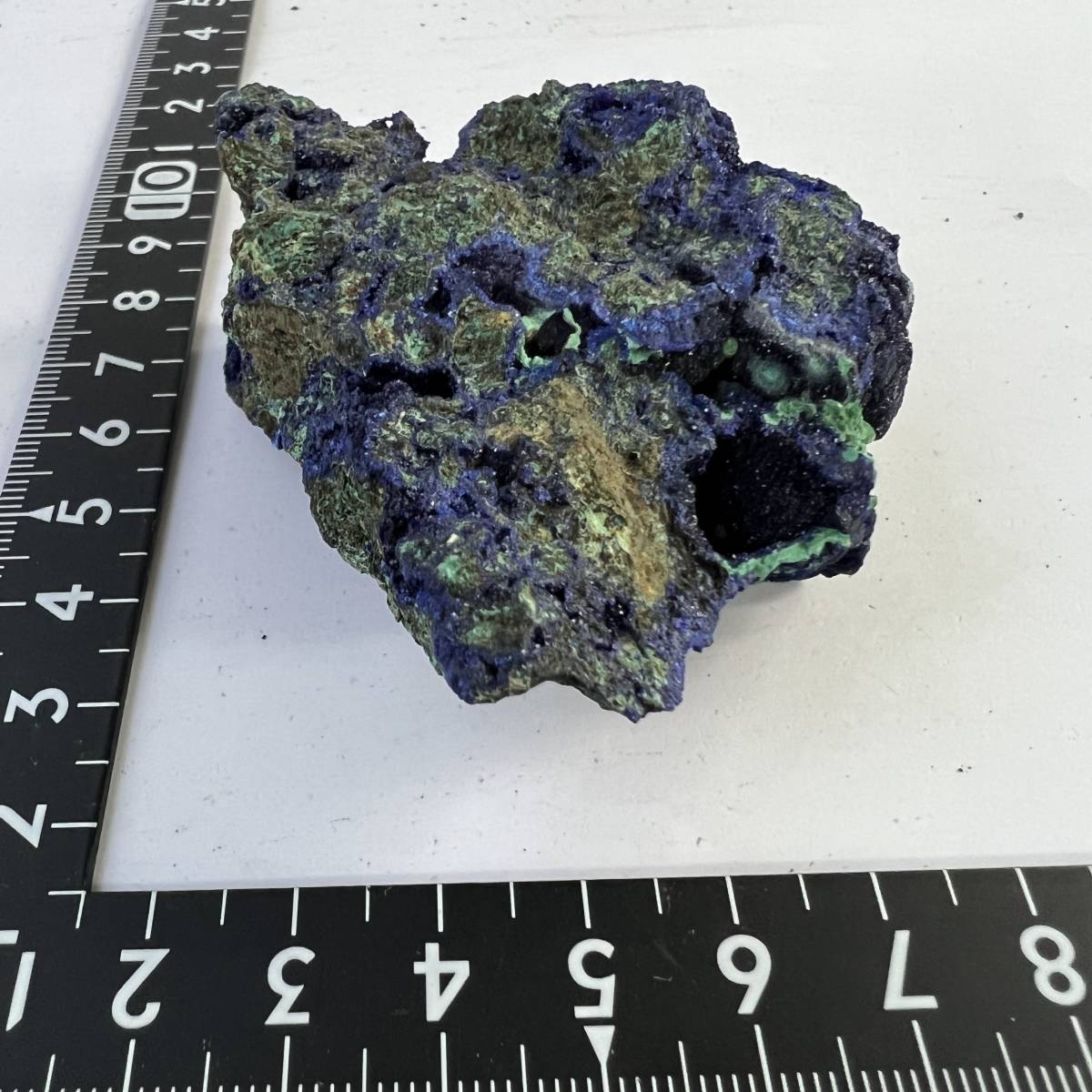 【E22022】マラカイトを伴うアジュライト アジュライト 藍銅鉱 岩絵の具 マラカイト Azurite 天然石 原石 鉱物 パワ_画像2