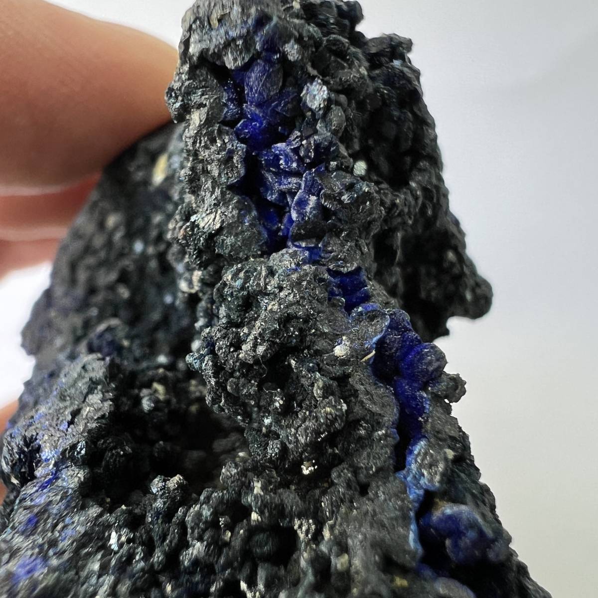 【E22011】マラカイトを伴うアジュライト アジュライト 藍銅鉱 岩絵の具 マラカイト Azurite 天然石 原石 鉱物 パワ