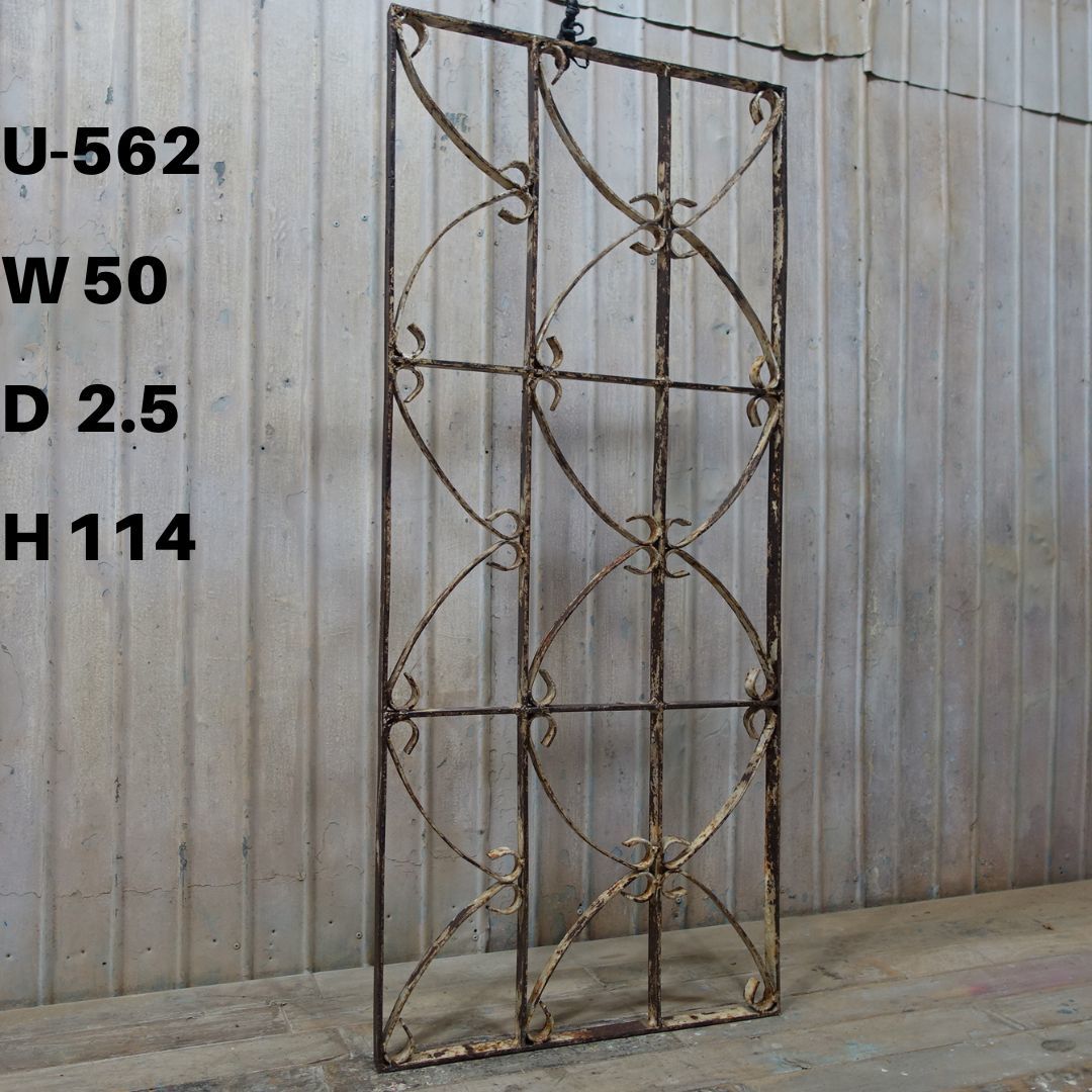U562♪W50×H114 大型アンティークアイアンフェンス ガーデニング シャビーシック 古い鉄柵 ラティス アイアン ビンテージ ゲート 庭 ftgの画像1