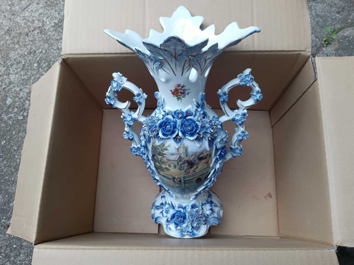 マイセン 花瓶 飾り壺 把手付 花器 本物 金彩 ハンドメイド Meissen 白磁器 ドイツ 伝統工芸品 美術品 花立 骨董品 ヴィンテージ 博物館級_画像1