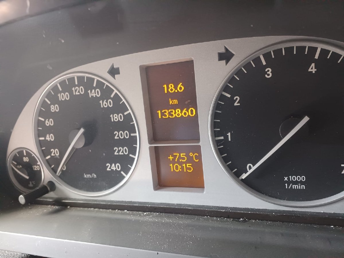 メルセデスベンツ　フロントドアレギュレーターモーター　左　BクラスB170　CBA-245232(W245)　走行133860Km　2007 　中古　#hyj　NSP39547_画像5