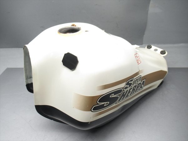 G2R5-0802 カワサキ スーパーシェルパ 燃料タンク フューエルタンク