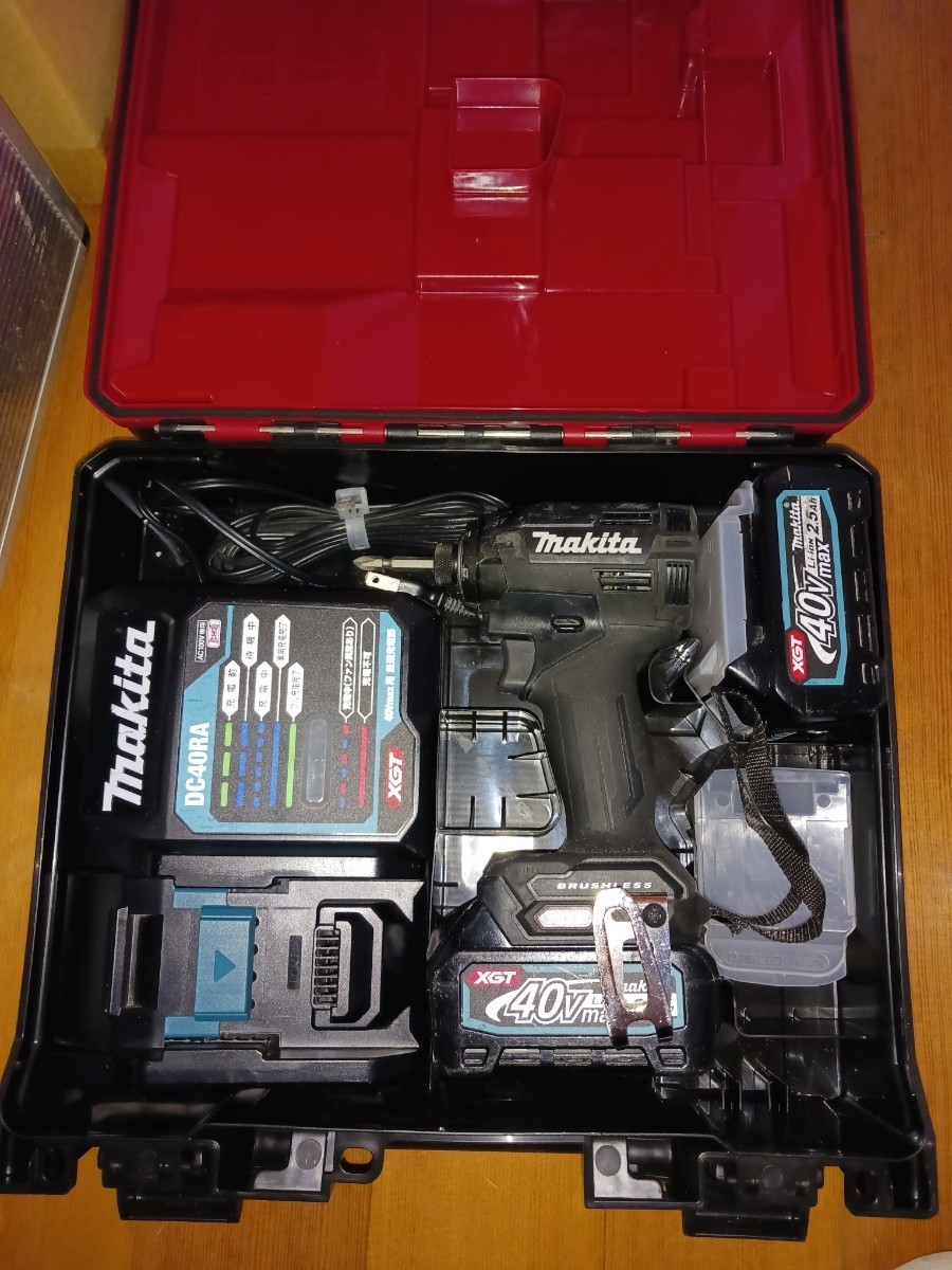 中古 makita マキタ 40Vmax 充電式インパクトドライバ TD002GRDXB